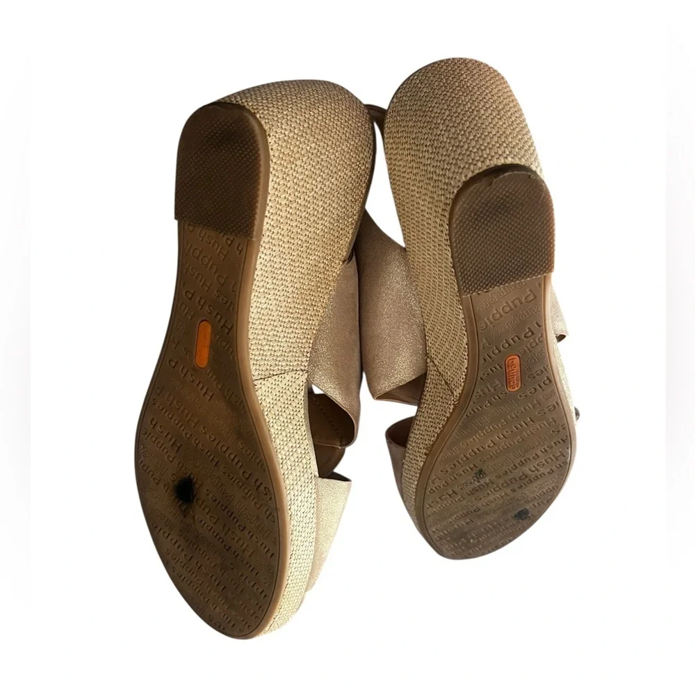 Hush Puppies Bronze Metallic Wedge Sandals 9.5